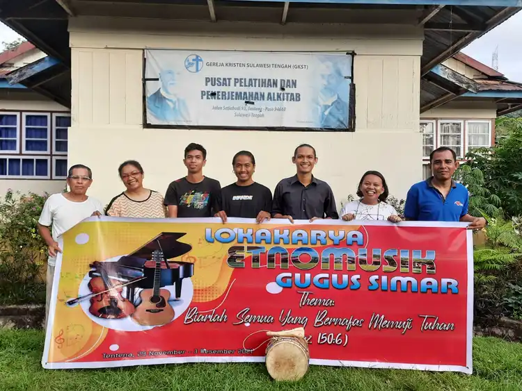 Tim etnomusik Bali Madya